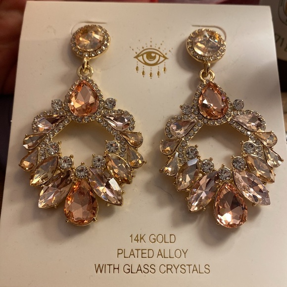 Earrings for that special occasion ! - Picture 2 of 2